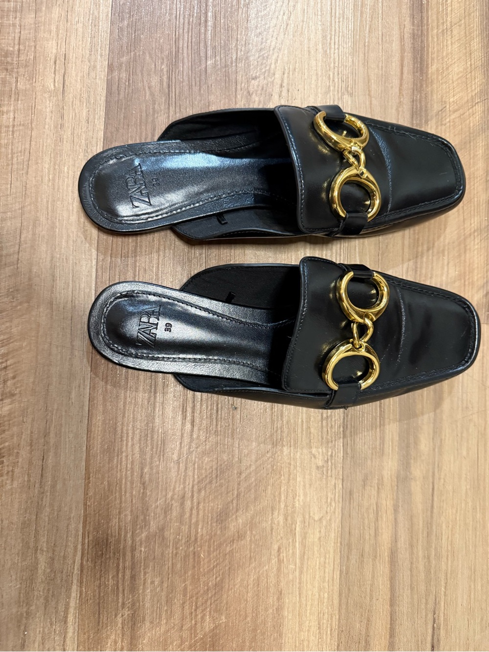 Zara Black Leather Mules with Gold Ring Detail - Picture 5 of 8